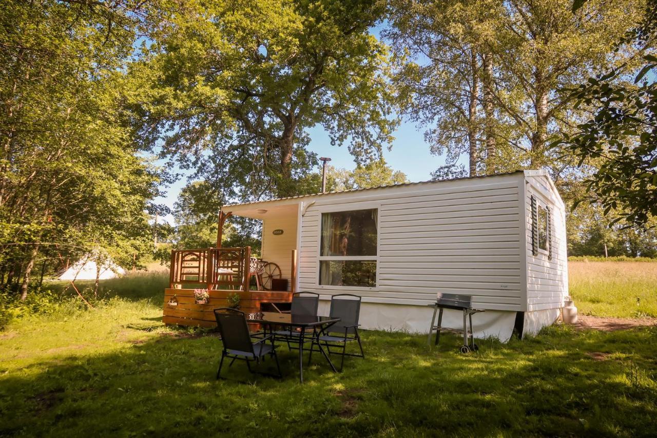 Villa Mini-Glamping En Auvergne Sainte-Christine  Exterior foto